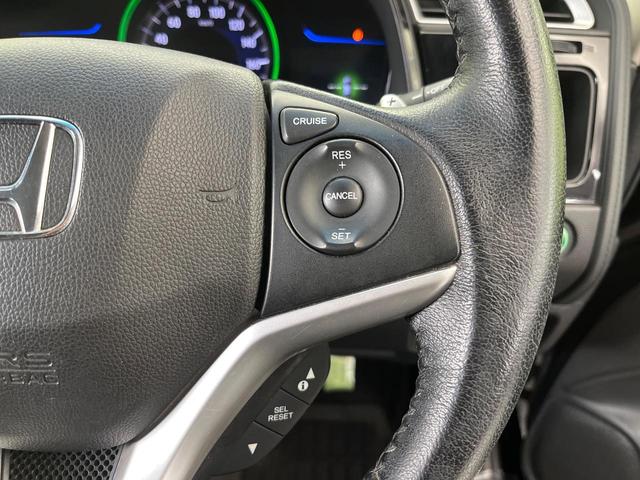 シャトル ハイブリッドＸスタイルエディション　純正ＳＤナビ　バックカメラ　禁煙車　シティブレーキアクティブシステム　クルコン　ＬＥＤヘッドライト　フロントフォグランプ　オートライト　ハーフレザーシート　ビルドインＥＴＣ　　１５インチアルミ（7枚目）