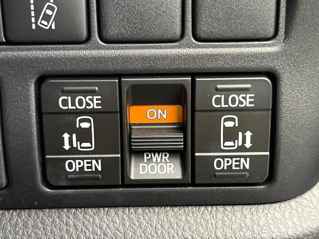 ヴォクシー ZS 煌II 後期 8型SDナビ フリップダウン 両側電動ドア バックカメラ セーフティセンス 禁煙車 ドラレコ コーナーセンサー スマートキー LEDヘッド ビルトインETC クルコン オートハイビーム(6枚目)