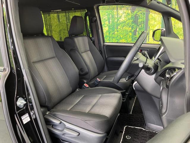 ヴォクシー ZS 煌II 後期 8型SDナビ フリップダウン 両側電動ドア バックカメラ セーフティセンス 禁煙車 ドラレコ コーナーセンサー スマートキー LEDヘッド ビルトインETC クルコン オートハイビーム(9枚目)