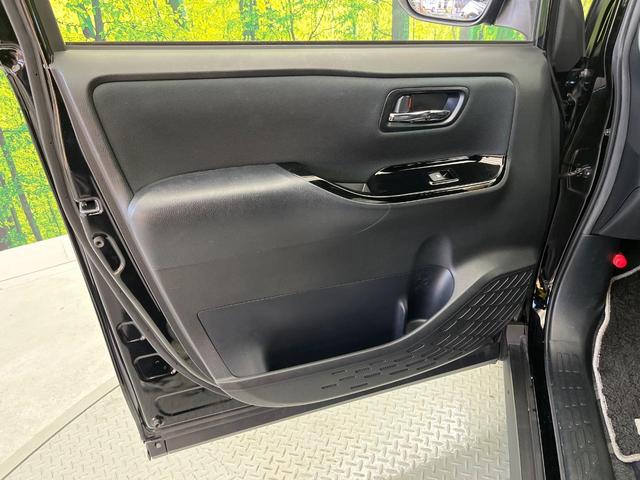 ヴォクシー ZS 煌II 後期 8型SDナビ フリップダウン 両側電動ドア バックカメラ セーフティセンス 禁煙車 ドラレコ コーナーセンサー スマートキー LEDヘッド ビルトインETC クルコン オートハイビーム(53枚目)