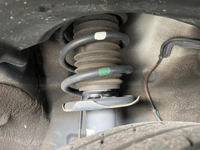 タフト Ｇ　クロムベンチャー　ガラスルーフ　純正ナビ　バックカメラ　衝突被害軽減システム　禁煙車　ドラレコ　コーナーセンサー　スマートキー　ＬＥＤヘッド　前席シートヒーター　フルセグ　Ｂｌｕｅｔｏｏｔｈ接続　純正１５インチアルミ（21枚目）