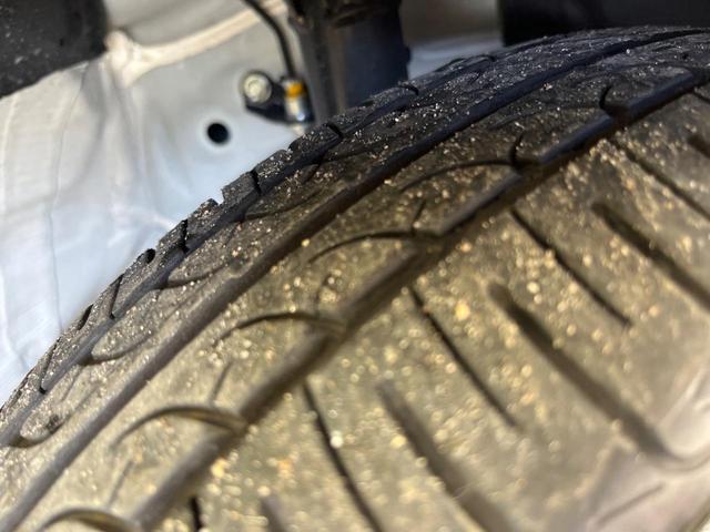 N-BOX ベースグレード 衝突軽減 禁煙車 アダプティブクルーズ 電動スライドドア クリアランスソナー 電動パーキング LEDヘッドライト オートハイビーム スマートキー オートエアコン 踏み間違い防止 車線逸脱警報(29枚目)