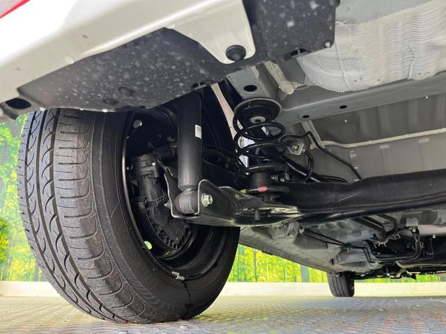 N-BOX ベースグレード 衝突軽減 禁煙車 アダプティブクルーズ 電動スライドドア クリアランスソナー 電動パーキング LEDヘッドライト オートハイビーム スマートキー オートエアコン 踏み間違い防止 車線逸脱警報(33枚目)