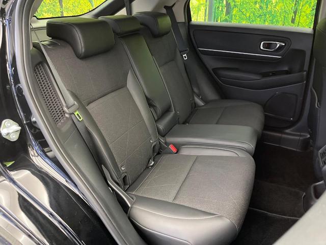 ヴェゼル ｅ：ＨＥＶ　Ｚ　９型メモリーナビ　バックカメラ　ホンダセンシング　ハンズフリーパワーバックドア　ハーフレザーシート　シートヒーター　ブラインドスポットモニター　ＥＴＣ　ドラレコ　フルセグ　スマートキー（10枚目）