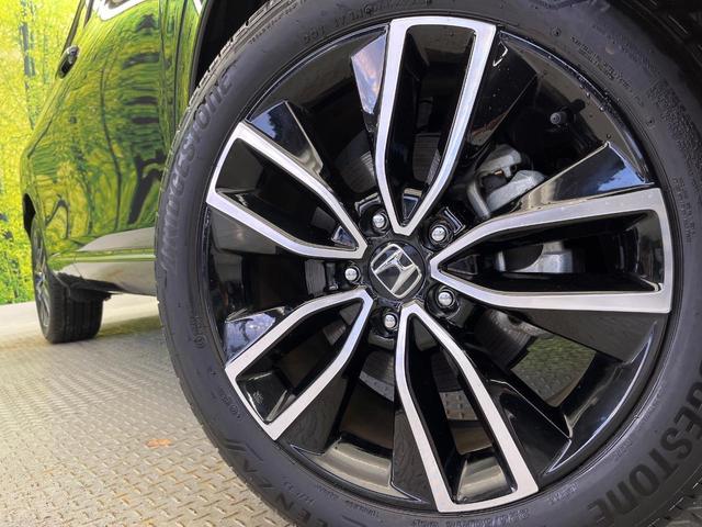 ヴェゼル ｅ：ＨＥＶ　Ｚ　９型メモリーナビ　バックカメラ　ホンダセンシング　ハンズフリーパワーバックドア　ハーフレザーシート　シートヒーター　ブラインドスポットモニター　ＥＴＣ　ドラレコ　フルセグ　スマートキー（14枚目）