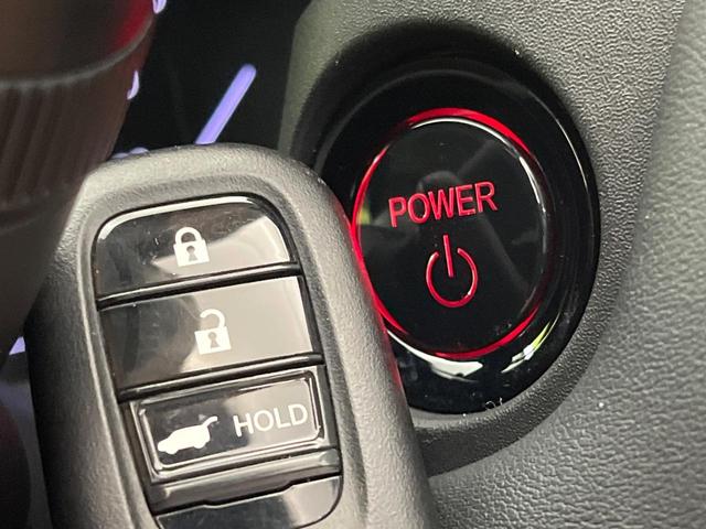 ヴェゼル ｅ：ＨＥＶ　Ｚ　９型メモリーナビ　バックカメラ　ホンダセンシング　ハンズフリーパワーバックドア　ハーフレザーシート　シートヒーター　ブラインドスポットモニター　ＥＴＣ　ドラレコ　フルセグ　スマートキー（42枚目）