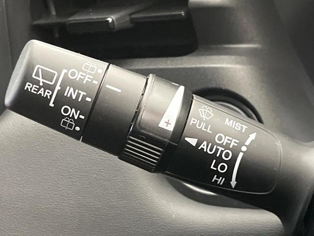 ヴェゼル ｅ：ＨＥＶ　Ｚ　９型メモリーナビ　バックカメラ　ホンダセンシング　ハンズフリーパワーバックドア　ハーフレザーシート　シートヒーター　ブラインドスポットモニター　ＥＴＣ　ドラレコ　フルセグ　スマートキー（57枚目）