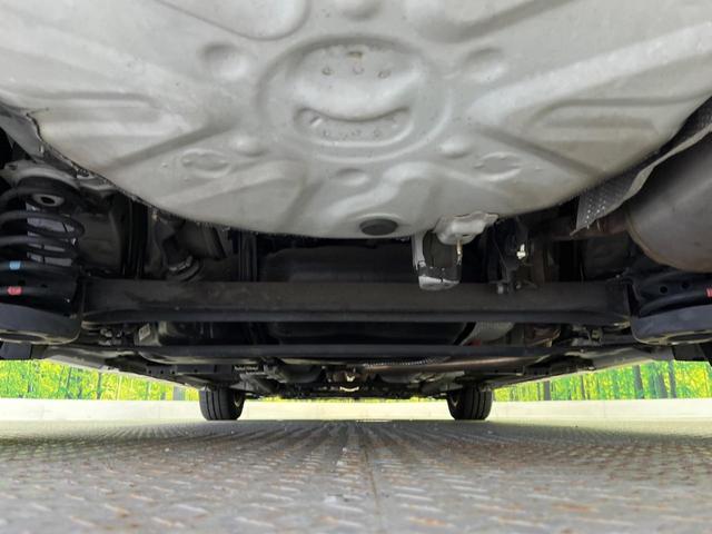 プリウス S 禁煙車 純正ナビ バックカメラ ETC Bluetooth フルセグ HIDヘッドライト スマートキー オートエアコン オートライト フォグライト 盗難防止装置 プライバシーガラス(20枚目)