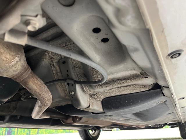 ミライース Ｘ　純正１４インチアルミホイール　フォグライト　ＣＤ／ＤＶＤ再生　盗難防止装置　プライバシーガラス　アイドリングストップ　ヘッドライトレベライザー　キーレス　電動格納ミラー　ＡＢＳ（24枚目）