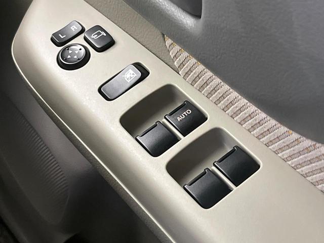 スペーシア Ｘ　ＳＤナビ　禁煙車　電動スライドドア　スマートキー＆プッシュスタート　オートエアコン　ＣＤ　地デジ　ロールサンシェード　インパネシフト　アームレスト　シートアンダーボックス　プライバシーガラス（51枚目）