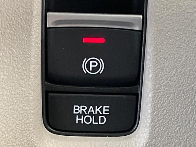 N-BOX ベースグレード 電動スライドドア ホンダセンシング バックカメラ アダプティブクルーズ 禁煙車 コーナーセンサー スマートキー LEDヘッド オートハイビーム 車線逸脱警報 オートライト オートエアコン CD再生(8枚目)