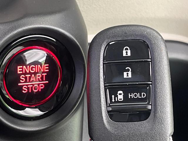 N-BOX ベースグレード 電動スライドドア ホンダセンシング アダプティブクルーズ 禁煙車 コーナーセンサー スマートキー LEDヘッド オートハイビーム レーンアシスト オートライト オートエアコン ロールサンシェード(7枚目)