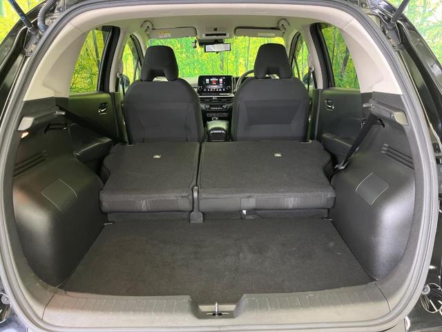 ノート Ｘ　メーカー９型ナビ　アラウンドビューモニター　禁煙車　全方位運転支援システム　デジタルインナーミラー　ＢＳＭ　ＬＥＤヘッドライト＆フォグランプ　フルセグ　ＥＴＣ２．０　ワイヤレス充電器　ドラレコ（11枚目）