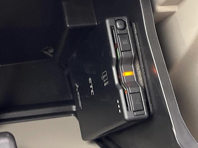 エブリイワゴン PZターボ 9インチディスプレイオーディオ 電動スライドドア バックカメラ 衝突被害軽減システム 禁煙車 シートヒーター 前後ドラレコ コーナーセンサー スマートキー HIDヘッド ETC 車線逸脱警報(8枚目)