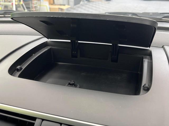 スイフト スタイル－ＤＪＥ　ＳＤナビ　バックカメラ　禁煙車　ハーフレザーシート　ドラレコ　スマートキー　ＨＩＤヘッド　ＥＴＣ　クルコン　オートライト　オートエアコン　純正１６インチアルミ　Ｂｌｕｅｔｏｏｔｈ　シートヒーター（50枚目）