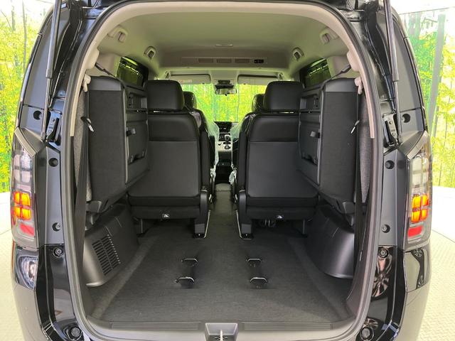 フリード e:HEVエアー EX 登録済未使用車 両側電動スライドドア 衝突軽減 アダプティブクルーズ クリアランスソナー LEDヘッドライト シートヒーター オートハイビーム 踏み間違い防止 車線逸脱警報 オートエアコン(11枚目)