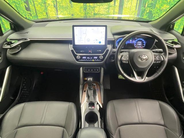 カローラクロス ハイブリッド Z 禁煙車 純正10.5インチナビ 全周囲カメラ セーフティセンス レーダークルーズ ブラインドスポットモニター ハーフレザーシート 電動リヤゲート パワーシート ドラレコ ETC2.0 ルーフレール(3枚目)