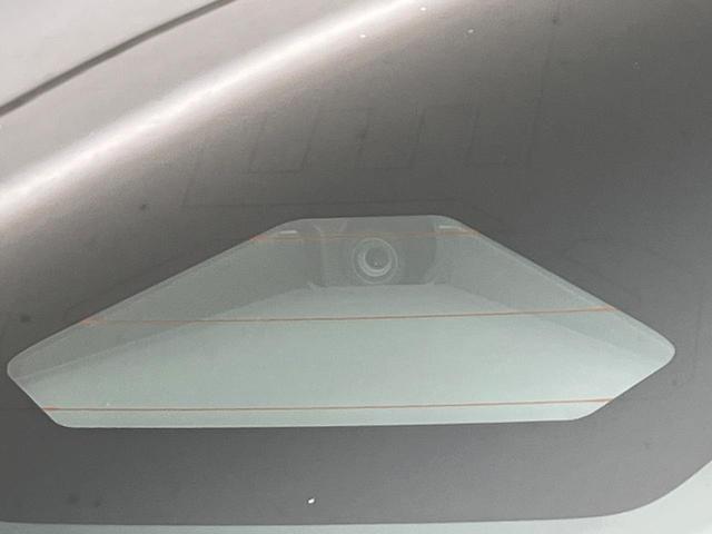 カローラクロス ハイブリッド Z 禁煙車 純正10.5インチナビ 全周囲カメラ セーフティセンス レーダークルーズ ブラインドスポットモニター ハーフレザーシート 電動リヤゲート パワーシート ドラレコ ETC2.0 ルーフレール(6枚目)