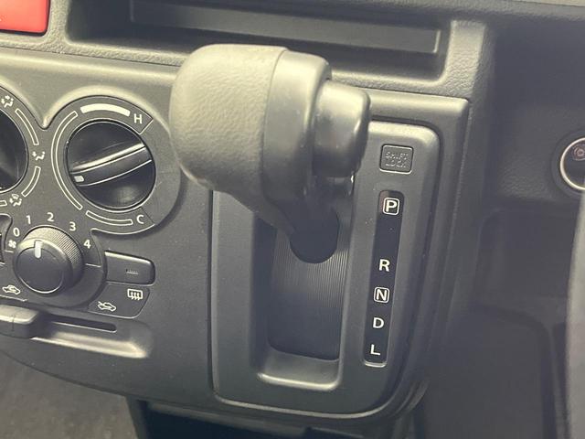 アルト L 禁煙車 デュアルセンサーブレーキ シートヒーター コーナーセンサー オートハイビーム 車線逸脱警報 オートライト オーディオ キーレス エアコン アイドリングストップ 横滑り防止装置(39枚目)