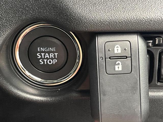 ジムニー ＸＣ　４ＷＤ　ターボ　衝突被害軽減システム　コーナーセンサー　スマートキー　ＬＥＤヘッド　クルコン　オートハイビーム　車線逸脱警報　オートライト　オートエアコン　純正１６インチアルミ　シートヒーター（8枚目）