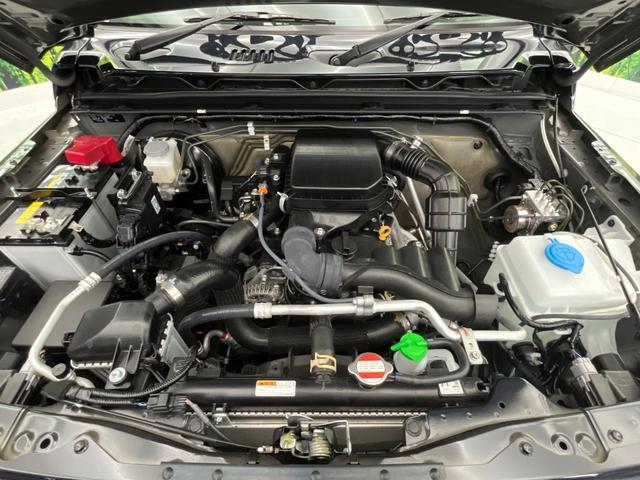 ジムニー ＸＣ　４ＷＤ　ターボ　衝突被害軽減システム　コーナーセンサー　スマートキー　ＬＥＤヘッド　クルコン　オートハイビーム　車線逸脱警報　オートライト　オートエアコン　純正１６インチアルミ　シートヒーター（19枚目）