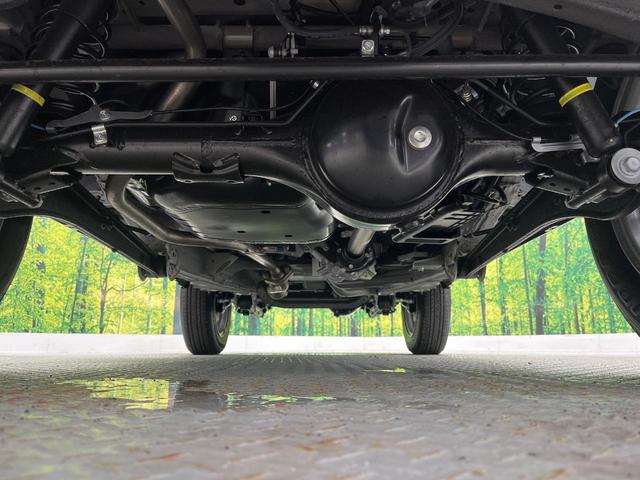 ジムニー ＸＣ　４ＷＤ　ターボ　衝突被害軽減システム　コーナーセンサー　スマートキー　ＬＥＤヘッド　クルコン　オートハイビーム　車線逸脱警報　オートライト　オートエアコン　純正１６インチアルミ　シートヒーター（20枚目）