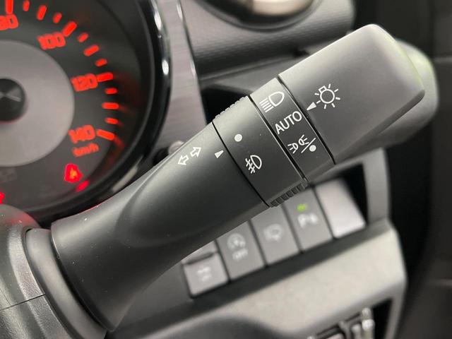 ジムニー ＸＣ　４ＷＤ　ターボ　衝突被害軽減システム　コーナーセンサー　スマートキー　ＬＥＤヘッド　クルコン　オートハイビーム　車線逸脱警報　オートライト　オートエアコン　純正１６インチアルミ　シートヒーター（50枚目）