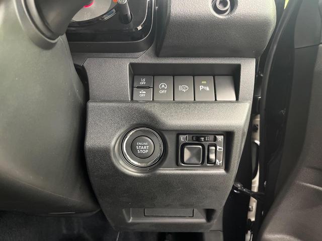 ジムニー ＸＣ　４ＷＤ　ターボ　衝突被害軽減システム　コーナーセンサー　スマートキー　ＬＥＤヘッド　クルコン　オートハイビーム　車線逸脱警報　オートライト　オートエアコン　純正１６インチアルミ　シートヒーター（52枚目）
