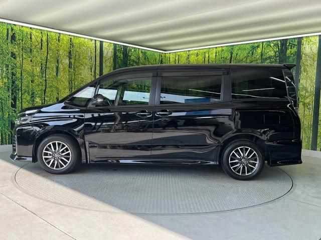 ヴォクシー ＺＳ　純正９型ナビ　バックカメラ　禁煙車　両側電動スライドドア　スマートキー＆プッシュスタート　ＥＴＣ　ＬＥＤヘッド　純正１６インチアルミ　フルセグ　ロールサンシェイド　Ｂｌｕｅｔｏｏｔｈ接続（27枚目）