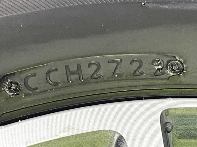 ヴォクシー ＺＳ　純正９型ナビ　バックカメラ　禁煙車　両側電動スライドドア　スマートキー＆プッシュスタート　ＥＴＣ　ＬＥＤヘッド　純正１６インチアルミ　フルセグ　ロールサンシェイド　Ｂｌｕｅｔｏｏｔｈ接続（32枚目）