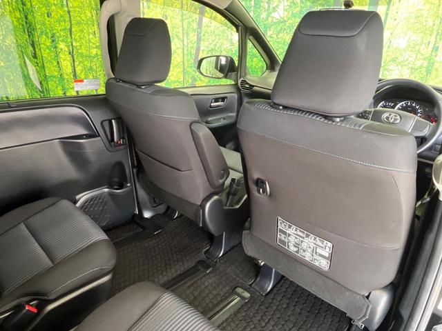 ヴォクシー ＺＳ　純正９型ナビ　バックカメラ　禁煙車　両側電動スライドドア　スマートキー＆プッシュスタート　ＥＴＣ　ＬＥＤヘッド　純正１６インチアルミ　フルセグ　ロールサンシェイド　Ｂｌｕｅｔｏｏｔｈ接続（41枚目）