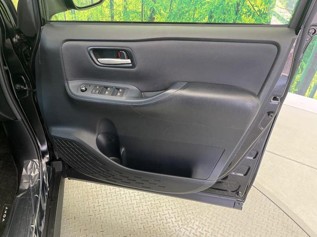 ヴォクシー ＺＳ　純正９型ナビ　バックカメラ　禁煙車　両側電動スライドドア　スマートキー＆プッシュスタート　ＥＴＣ　ＬＥＤヘッド　純正１６インチアルミ　フルセグ　ロールサンシェイド　Ｂｌｕｅｔｏｏｔｈ接続（49枚目）