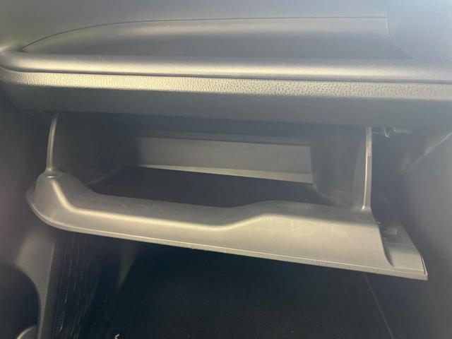 ヴォクシー ＺＳ　純正９型ナビ　バックカメラ　禁煙車　両側電動スライドドア　スマートキー＆プッシュスタート　ＥＴＣ　ＬＥＤヘッド　純正１６インチアルミ　フルセグ　ロールサンシェイド　Ｂｌｕｅｔｏｏｔｈ接続（50枚目）