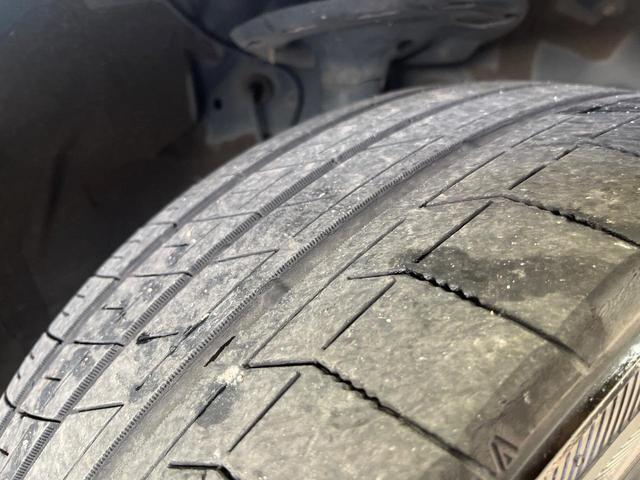 ヴェルファイア ２．５Ｚ　Ａエディション　ゴールデンアイズ　サンルーフ　１１型ＢＩＧ－Ｘ　フリップダウン　アドミレイションフルエアロ　プリクラッシュ　レーダークルーズ　両側電動ドア　バックカメラ　禁煙車　パワーバックドア　ハーフレザー　ドラレコ（32枚目）