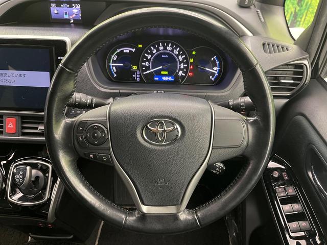 ヴォクシー ハイブリッドＺＳ　煌　フルエアロ　禁煙車　フリップダウンモニター　純正１０．５インチナビ　バックカメラ　トヨタセーフティセンス　両側電動スライドドア　コーナーセンサー　ＬＥＤヘッド　ＥＴＣ２．０　クルーズコントロール（12枚目）