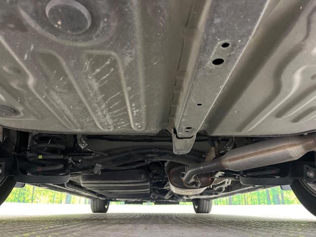 ヴォクシー ハイブリッドＺＳ　煌　フルエアロ　禁煙車　フリップダウンモニター　純正１０．５インチナビ　バックカメラ　トヨタセーフティセンス　両側電動スライドドア　コーナーセンサー　ＬＥＤヘッド　ＥＴＣ２．０　クルーズコントロール（20枚目）