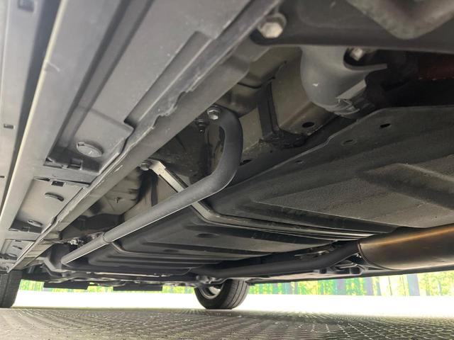 ヴォクシー ハイブリッドＺＳ　煌　フルエアロ　禁煙車　フリップダウンモニター　純正１０．５インチナビ　バックカメラ　トヨタセーフティセンス　両側電動スライドドア　コーナーセンサー　ＬＥＤヘッド　ＥＴＣ２．０　クルーズコントロール（23枚目）