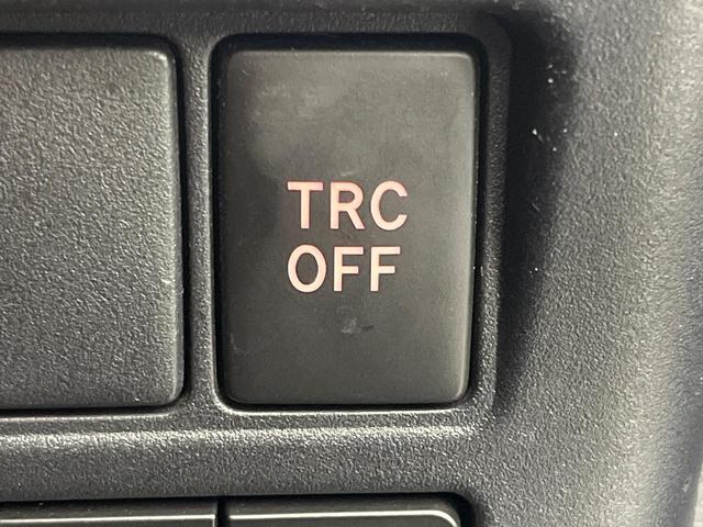 ヴォクシー ハイブリッドＺＳ　煌　フルエアロ　禁煙車　フリップダウンモニター　純正１０．５インチナビ　バックカメラ　トヨタセーフティセンス　両側電動スライドドア　コーナーセンサー　ＬＥＤヘッド　ＥＴＣ２．０　クルーズコントロール（50枚目）