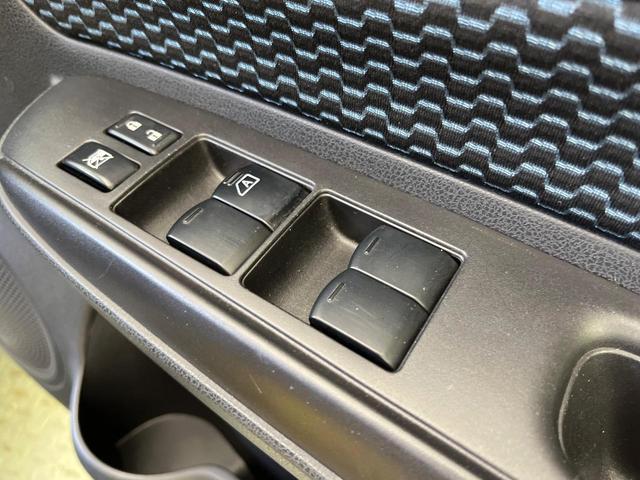 ノート X 純正ナビ ETC Bluetooth フルセグ 禁煙車 スマートキー アイドリングストップ 電動格納ミラー 盗難防止装置 プライバシーガラス パワーウィンドウ(46枚目)