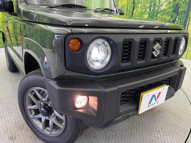 ジムニー ＸＣ　届出済未使用車　４ＷＤ　ターボ　衝突被害軽減システム　コーナーセンサー　スマートキー　ＬＥＤヘッド　クルコン　オートハイビーム　車線逸脱警報　オートライト　オートエアコン　純正１６インチアルミ（13枚目）