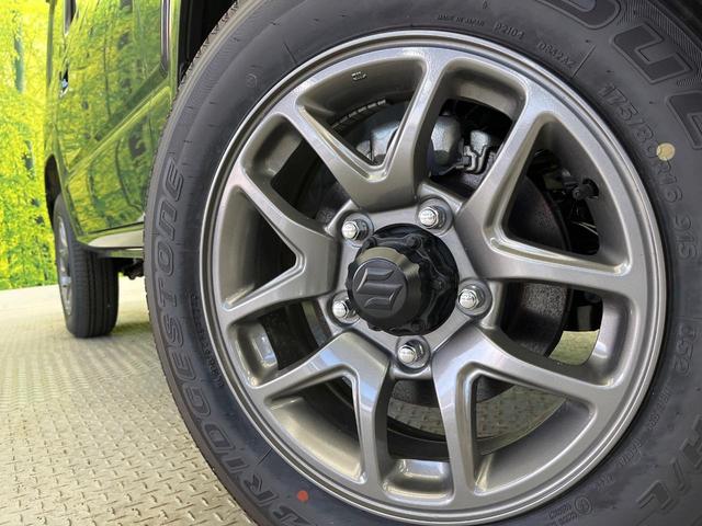 ジムニー ＸＣ　届出済未使用車　４ＷＤ　ターボ　衝突被害軽減システム　コーナーセンサー　スマートキー　ＬＥＤヘッド　クルコン　オートハイビーム　車線逸脱警報　オートライト　オートエアコン　純正１６インチアルミ（14枚目）