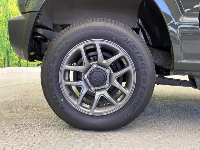 ジムニー ＸＣ　届出済未使用車　４ＷＤ　ターボ　衝突被害軽減システム　コーナーセンサー　スマートキー　ＬＥＤヘッド　クルコン　オートハイビーム　車線逸脱警報　オートライト　オートエアコン　純正１６インチアルミ（34枚目）