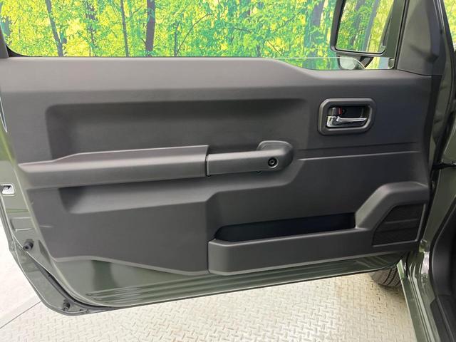 ジムニー ＸＣ　届出済未使用車　４ＷＤ　ターボ　衝突被害軽減システム　コーナーセンサー　スマートキー　ＬＥＤヘッド　クルコン　オートハイビーム　車線逸脱警報　オートライト　オートエアコン　純正１６インチアルミ（40枚目）