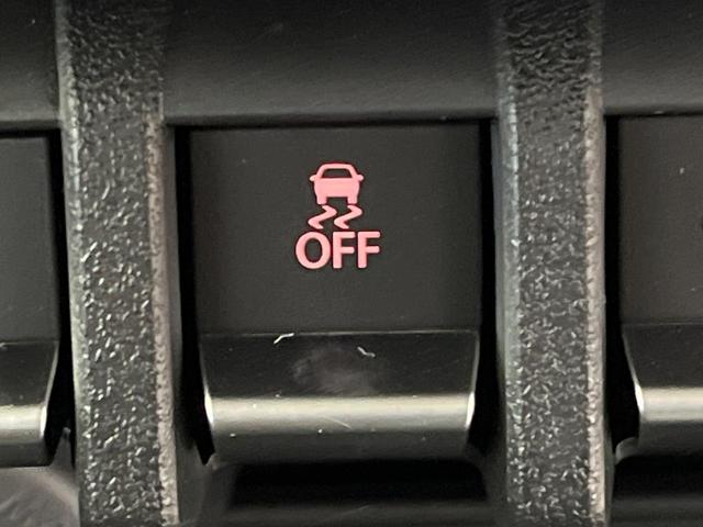 ジムニー ＸＣ　届出済未使用車　４ＷＤ　ターボ　衝突被害軽減システム　コーナーセンサー　スマートキー　ＬＥＤヘッド　クルコン　オートハイビーム　車線逸脱警報　オートライト　オートエアコン　純正１６インチアルミ（46枚目）