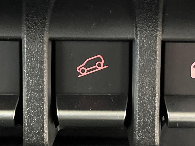 ジムニー ＸＣ　届出済未使用車　４ＷＤ　ターボ　衝突被害軽減システム　コーナーセンサー　スマートキー　ＬＥＤヘッド　クルコン　オートハイビーム　車線逸脱警報　オートライト　オートエアコン　純正１６インチアルミ（47枚目）