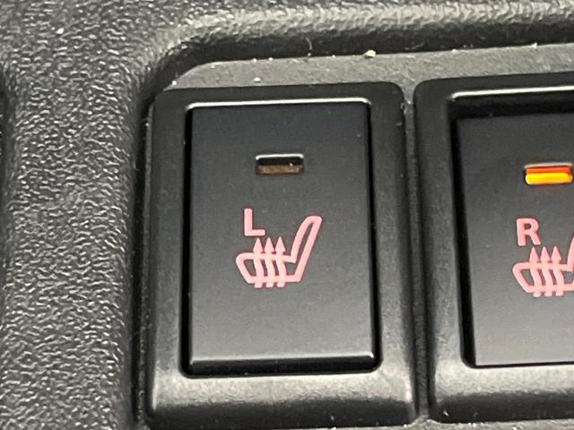 ジムニー ＸＣ　届出済未使用車　４ＷＤ　ターボ　衝突被害軽減システム　コーナーセンサー　スマートキー　ＬＥＤヘッド　クルコン　オートハイビーム　車線逸脱警報　オートライト　オートエアコン　純正１６インチアルミ（48枚目）