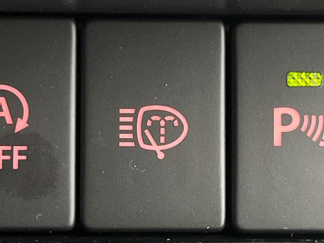 ジムニー ＸＣ　届出済未使用車　４ＷＤ　ターボ　衝突被害軽減システム　コーナーセンサー　スマートキー　ＬＥＤヘッド　クルコン　オートハイビーム　車線逸脱警報　オートライト　オートエアコン　純正１６インチアルミ（53枚目）