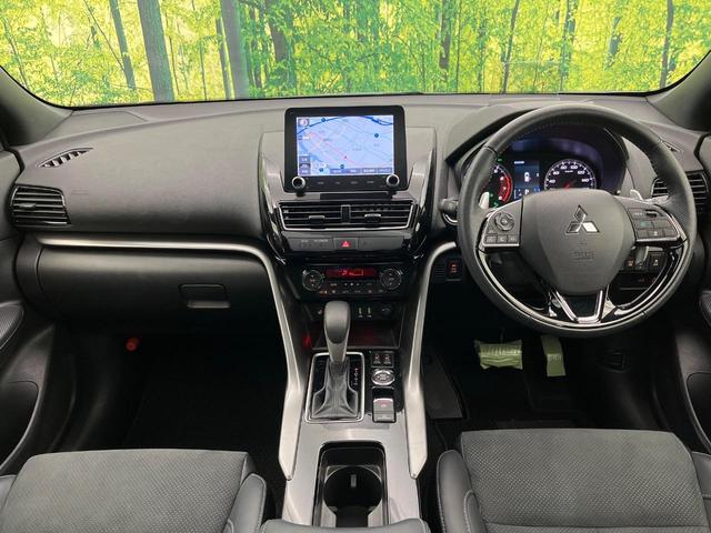 エクリプスクロス ブラックエディション　４ＷＤ　ターボ　サンルーフ　禁煙車　純正８型ナビ　全周囲カメラ　ｅ－Ａｓｓｉｓｔ　マイパイロット　ＢＳＭ　電動リヤゲート　ハーフレザー　パワーシート　コーナーセンサー　ＬＥＤヘッド　全席シートヒーター（3枚目）