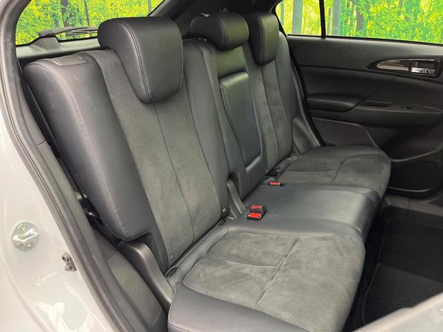 エクリプスクロス ブラックエディション　４ＷＤ　ターボ　サンルーフ　禁煙車　純正８型ナビ　全周囲カメラ　ｅ－Ａｓｓｉｓｔ　マイパイロット　ＢＳＭ　電動リヤゲート　ハーフレザー　パワーシート　コーナーセンサー　ＬＥＤヘッド　全席シートヒーター（10枚目）