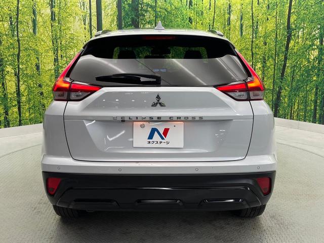 エクリプスクロス ブラックエディション　４ＷＤ　ターボ　サンルーフ　禁煙車　純正８型ナビ　全周囲カメラ　ｅ－Ａｓｓｉｓｔ　マイパイロット　ＢＳＭ　電動リヤゲート　ハーフレザー　パワーシート　コーナーセンサー　ＬＥＤヘッド　全席シートヒーター（16枚目）